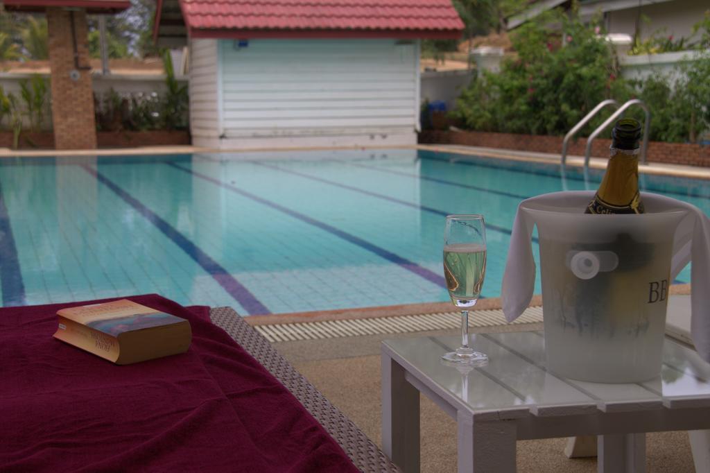 Surin Sweet Hotel Luaran gambar
